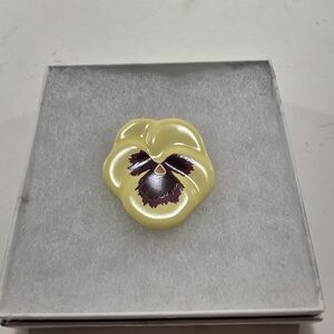 Vintage 1981 Brooch By AVON Pansy Pin